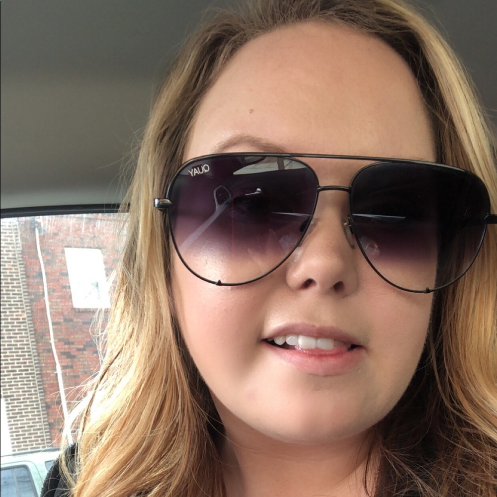 Meet your Posher, Christine